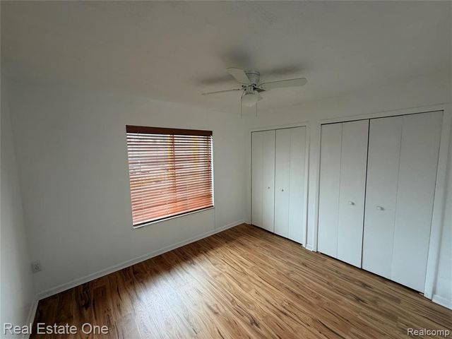 243 E 14 Mile Road, Clawson, MI 48017