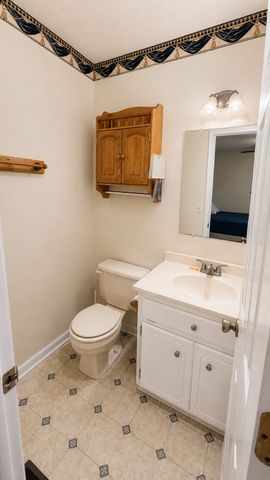 703 Stone Blvd, Tullahoma, TN 37388