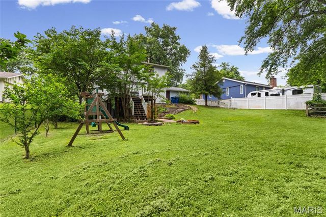 4756 Laketon Court, St Louis, MO 63128