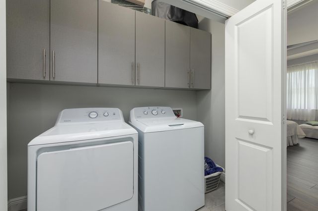 2490 SW Red Terrace, Port St Lucie, FL 34953