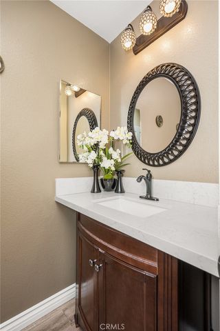 253 E Santa Fe Court, Placentia, CA 92870