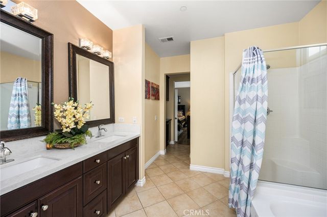 253 E Santa Fe Court, Placentia, CA 92870
