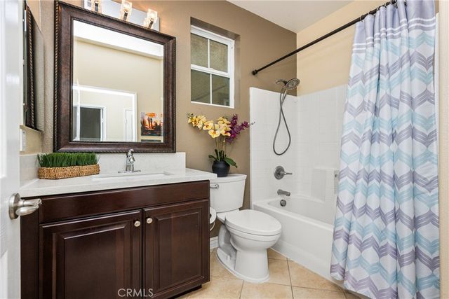 253 E Santa Fe Court, Placentia, CA 92870