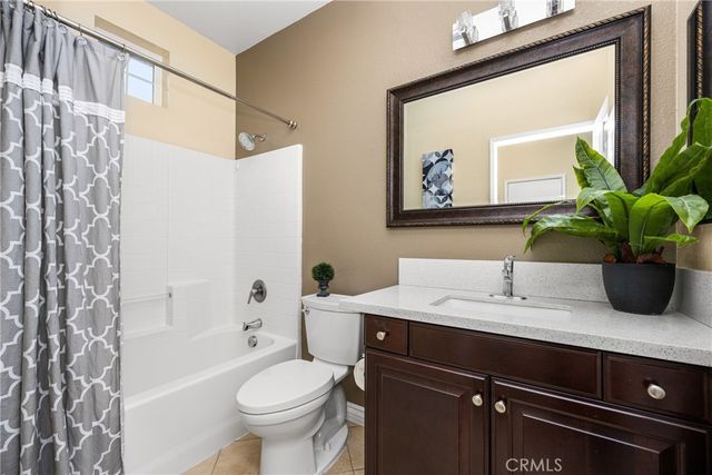 253 E Santa Fe Court, Placentia, CA 92870