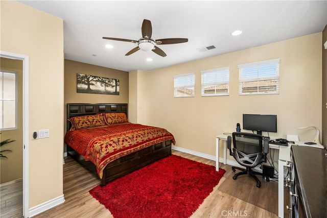 253 E Santa Fe Court, Placentia, CA 92870