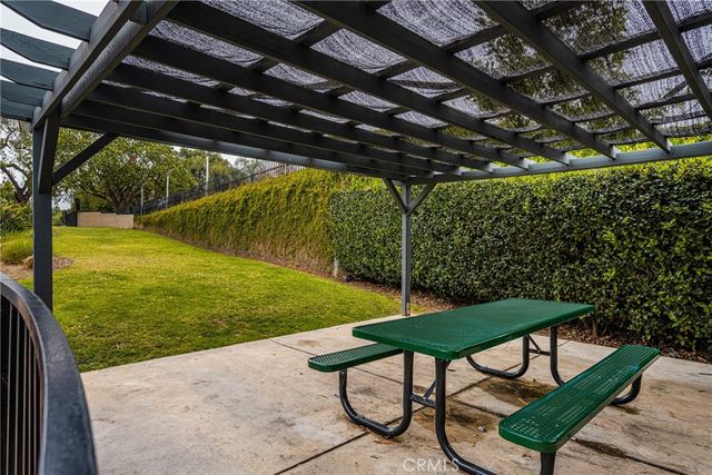 253 E Santa Fe Court, Placentia, CA 92870