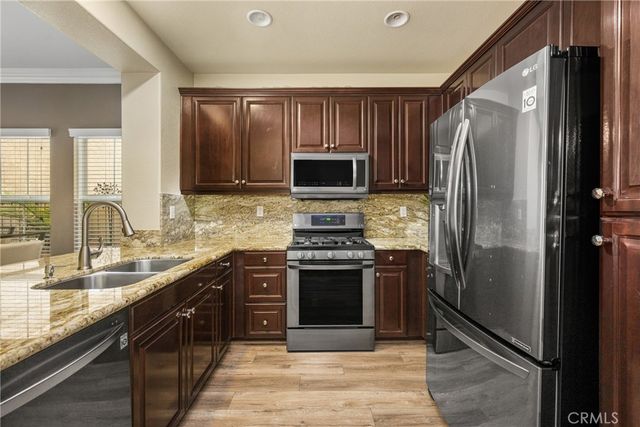 253 E Santa Fe Court, Placentia, CA 92870