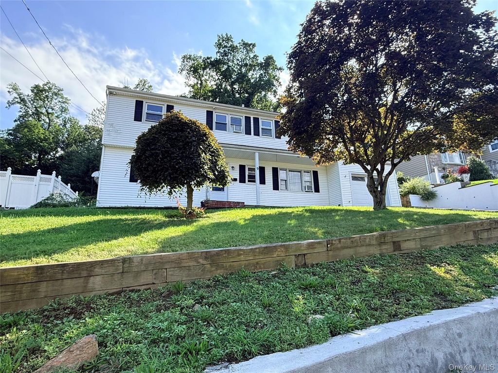 9 Valley View Drive, Yonkers, NY 10710 — photo 2
