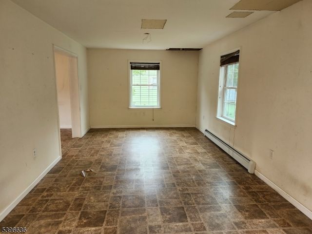 128 Big Piece Rd, Fairfield Twp., NJ 07004