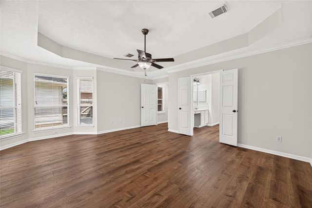 20007 Glen Lake Drive, Spring, TX 77388