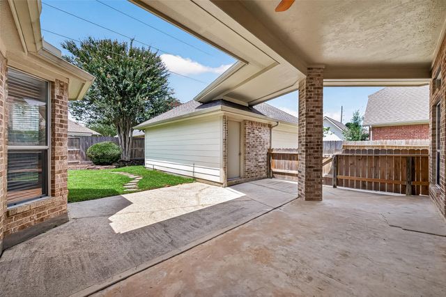 20007 Glen Lake Drive, Spring, TX 77388