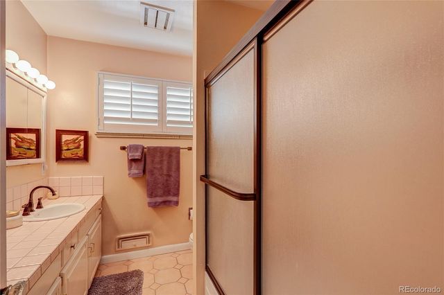 714 S Elizabeth, Denver, CO 80209