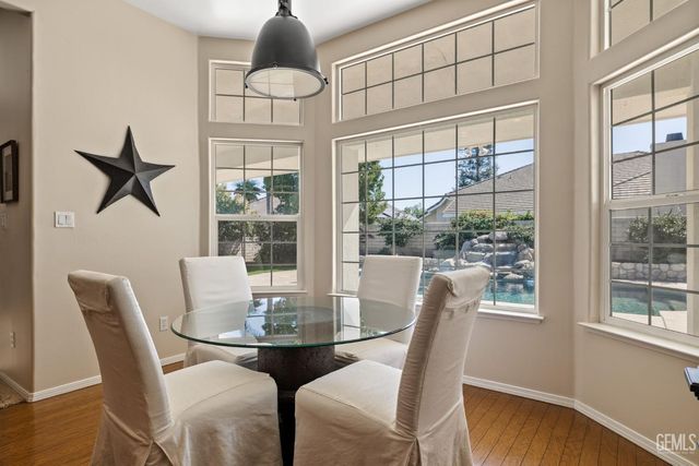 10215 Salisbury Drive, Bakersfield, CA 93311