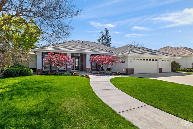 10215 Salisbury Drive, Bakersfield, CA 93311