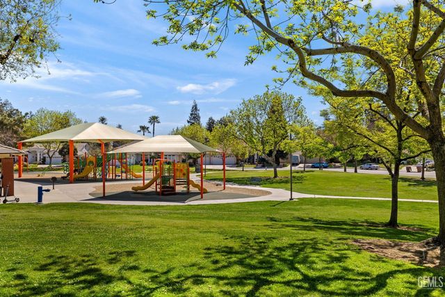 10215 Salisbury Drive, Bakersfield, CA 93311