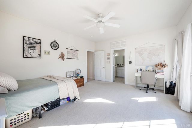 101 Duncraig 208, Lynchburg, VA 24502