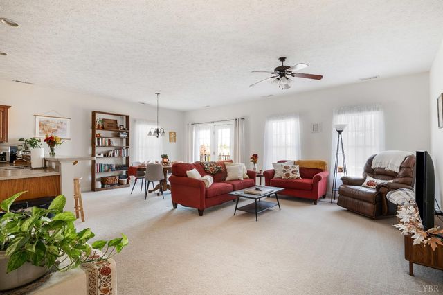 101 Duncraig 208, Lynchburg, VA 24502