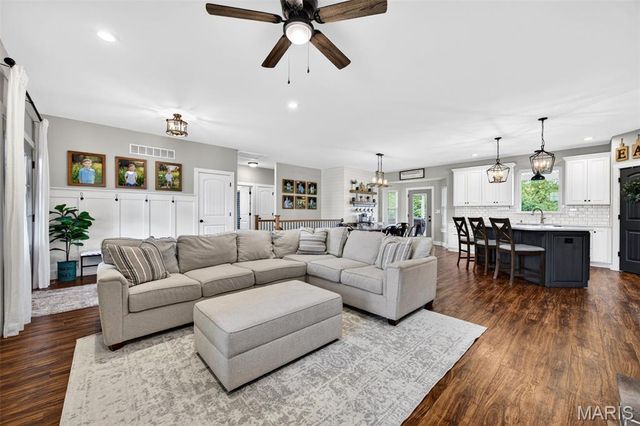 15875 Westwoods Road, Wright City, MO 63390