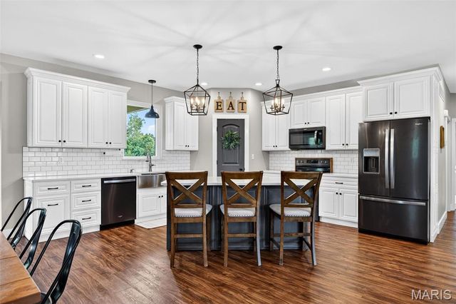 15875 Westwoods Road, Wright City, MO 63390