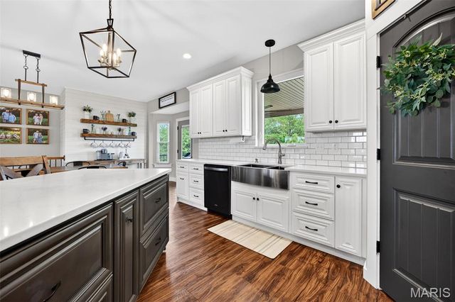 15875 Westwoods Road, Wright City, MO 63390