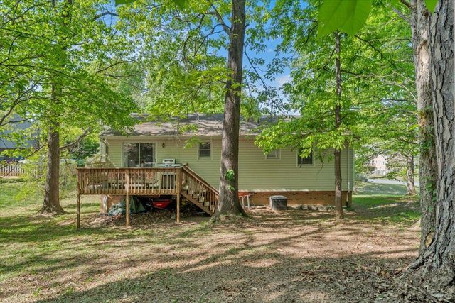 56 Heather LN, Troutville, VA 24175