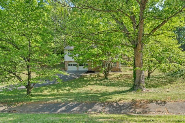 56 Heather LN, Troutville, VA 24175