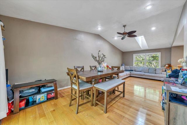 56 Heather LN, Troutville, VA 24175