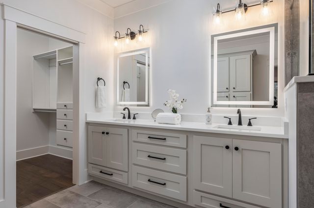 202 Goose Creek Circle, Soddy Daisy, TN 37379