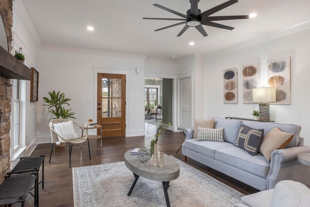 202 Goose Creek Circle, Soddy Daisy, TN 37379