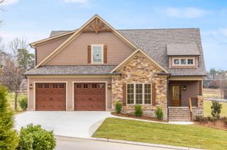 202 Goose Creek Circle, Soddy Daisy, TN 37379