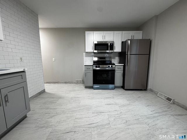 45-51 Cowles Street 45, Bridgeport, CT 06607