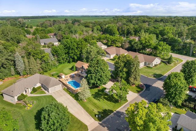 1905 Whitetail Run Place NE, Owatonna, MN 55060