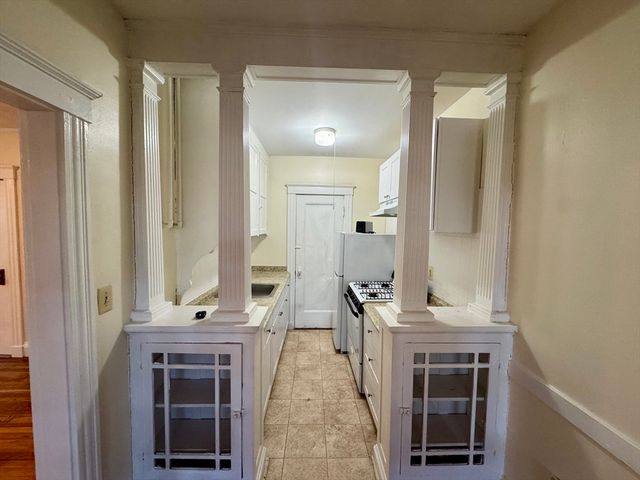 31 Dennison Ave 1, Framingham, MA 01702