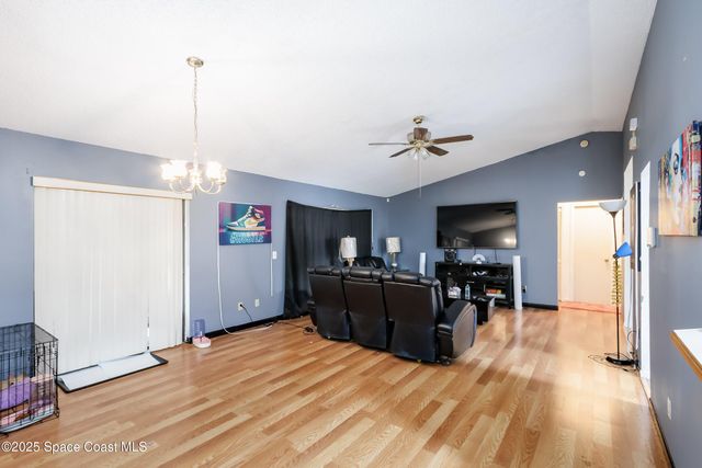 1226 Hedgecoth Street NW, Palm Bay, FL 32907