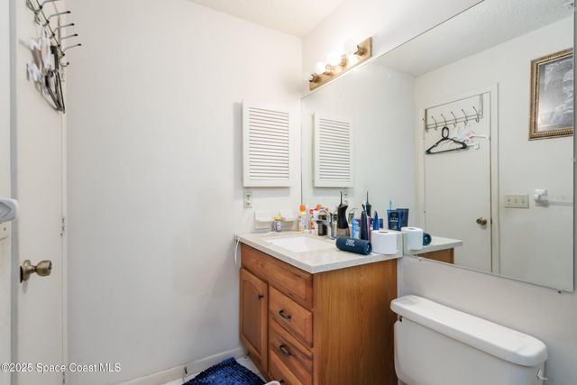1226 Hedgecoth Street NW, Palm Bay, FL 32907