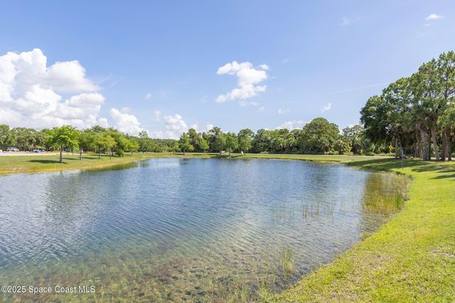 1226 Hedgecoth Street NW, Palm Bay, FL 32907