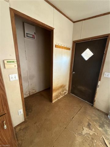 1260 Vickrey Drive, Trinity, NC 27370