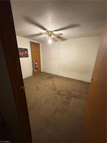 1260 Vickrey Drive, Trinity, NC 27370