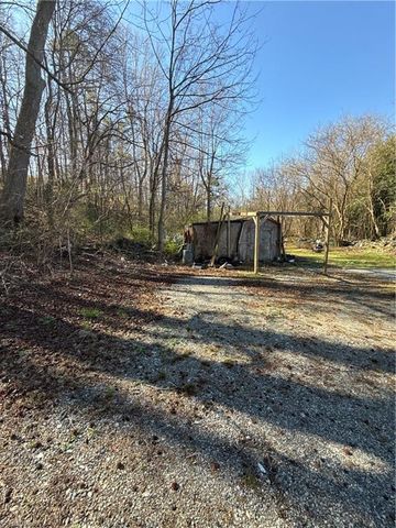 1260 Vickrey Drive, Trinity, NC 27370