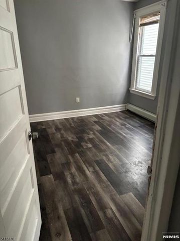 110 19th Street, East Orange, NJ 07017