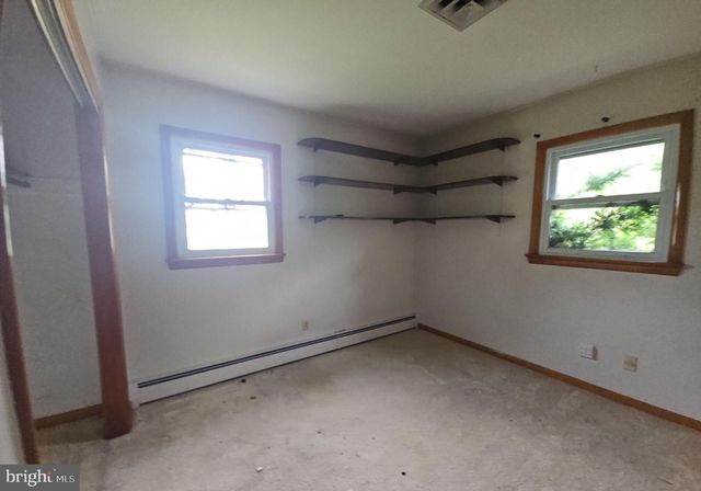 17 ACTON STATION RD, Salem, NJ 08079