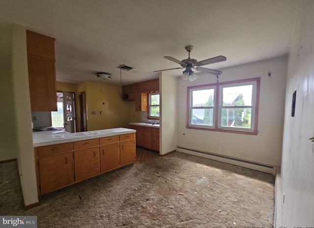 17 ACTON STATION RD, Salem, NJ 08079