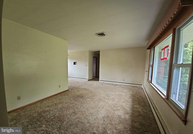 17 ACTON STATION RD, Salem, NJ 08079