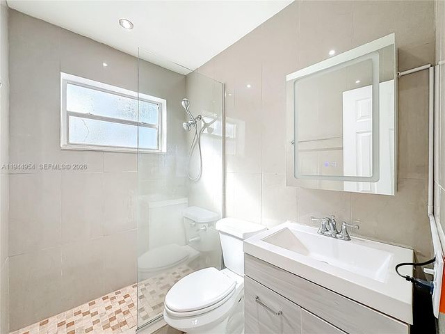 6416 Perry St, Hollywood, FL 33024