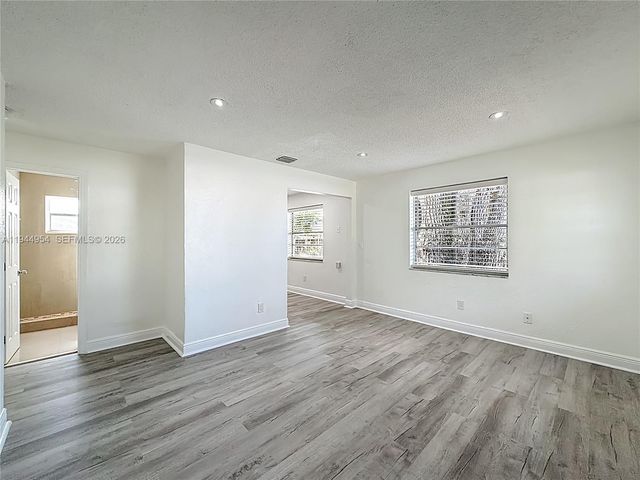 6416 Perry St, Hollywood, FL 33024