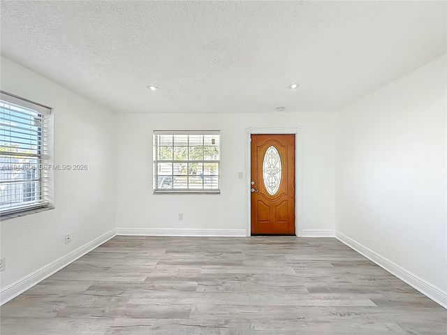 6416 Perry St, Hollywood, FL 33024