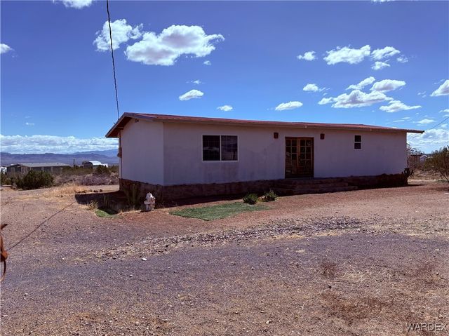 1757 S Glenbar Road, Golden Valley, AZ 86413