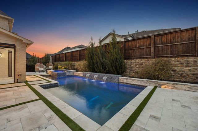 466 Dancing Water Drive, Frisco, TX 75036