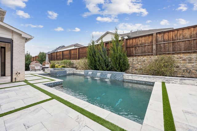 466 Dancing Water Drive, Frisco, TX 75036