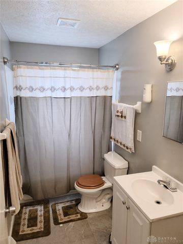 4532 Saint Johns Avenue, Dayton, OH 45406